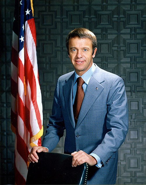 Alan Shepard Biography